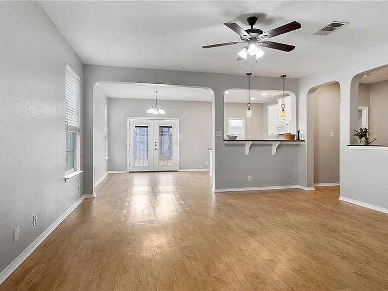 534 Apricot Dr — Photo 13