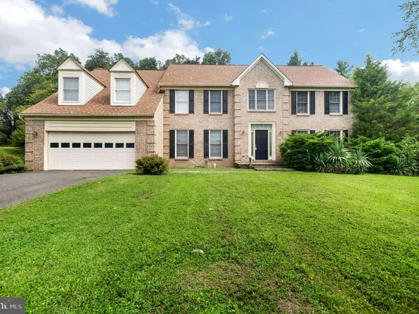 6741 Jade Post Ln, Centreville, VA 20121