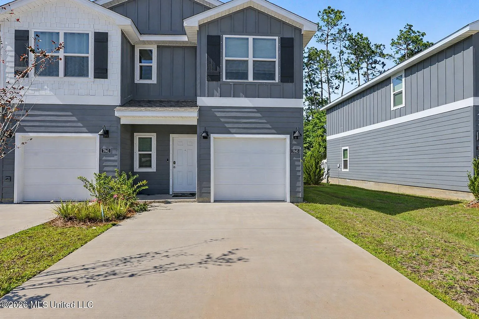 3 bed, 3.5 bath, 1452 sqft, $1,800 — Photo 1