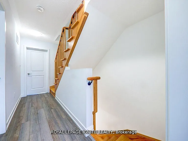 167 Downsview Park Blvd — Photo 14