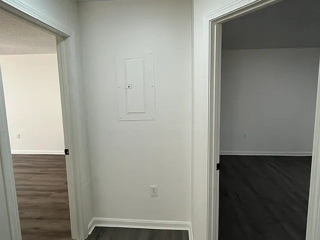 249 N Warren Ave #2R — Photo 10