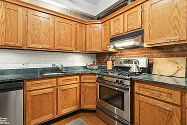 407 East 91st Street #4E in Yorkville, Manhattan | StreetEasy