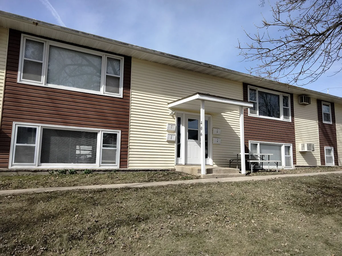 Building Photo - 406 7th Ave W #1