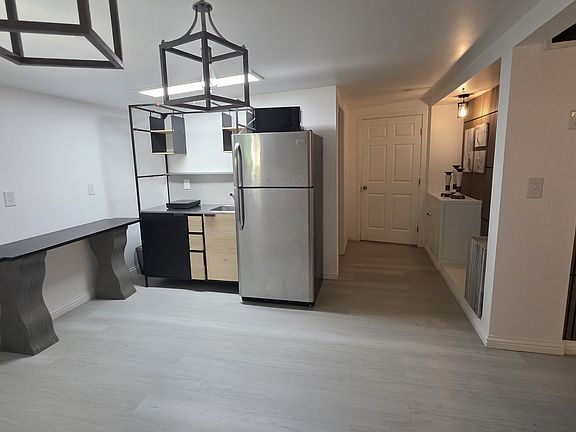 5th image of 1032 S Spring Meadow Dr