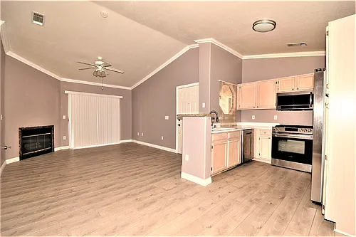 5415 W Harmon Ave Photo 1