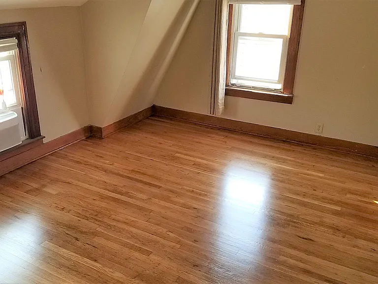 Living Room (from BR)