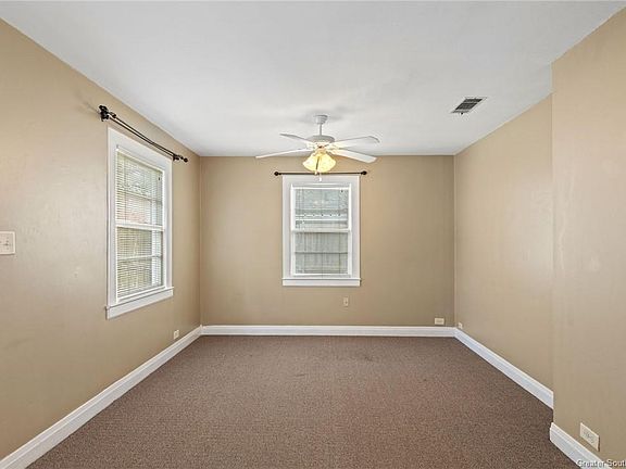 3rd image of 707 Division St