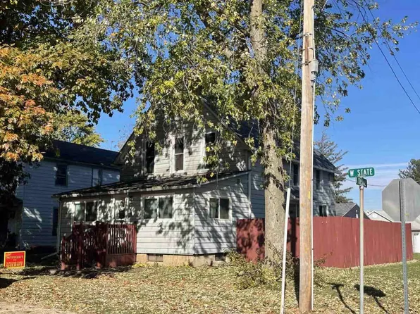 100 W State St, Good Hope, IL 61438