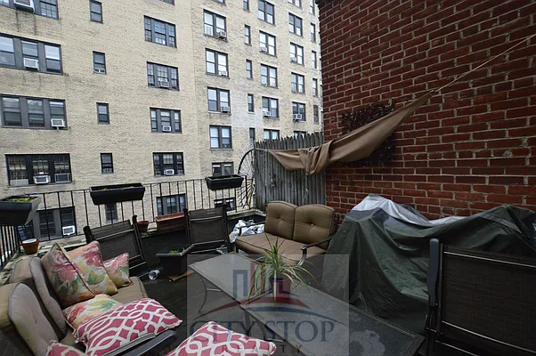Rented by City Stop Realty | media 16