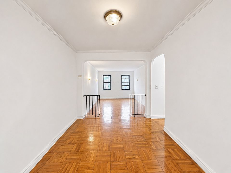 1st image of 2265 University Ave APT 6E