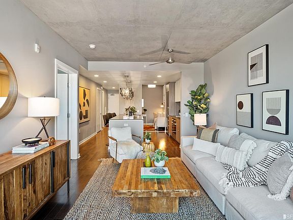 3rd image of 45 Bartlett St Unit 303