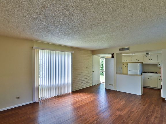 3rd image of 224 N Macdonald St #C