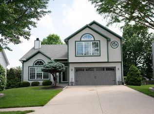 311 Shannon Ave, Smithville, MO 64089