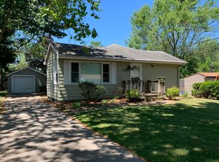 1556 Hadley Rd, Benton Harbor, MI 49022