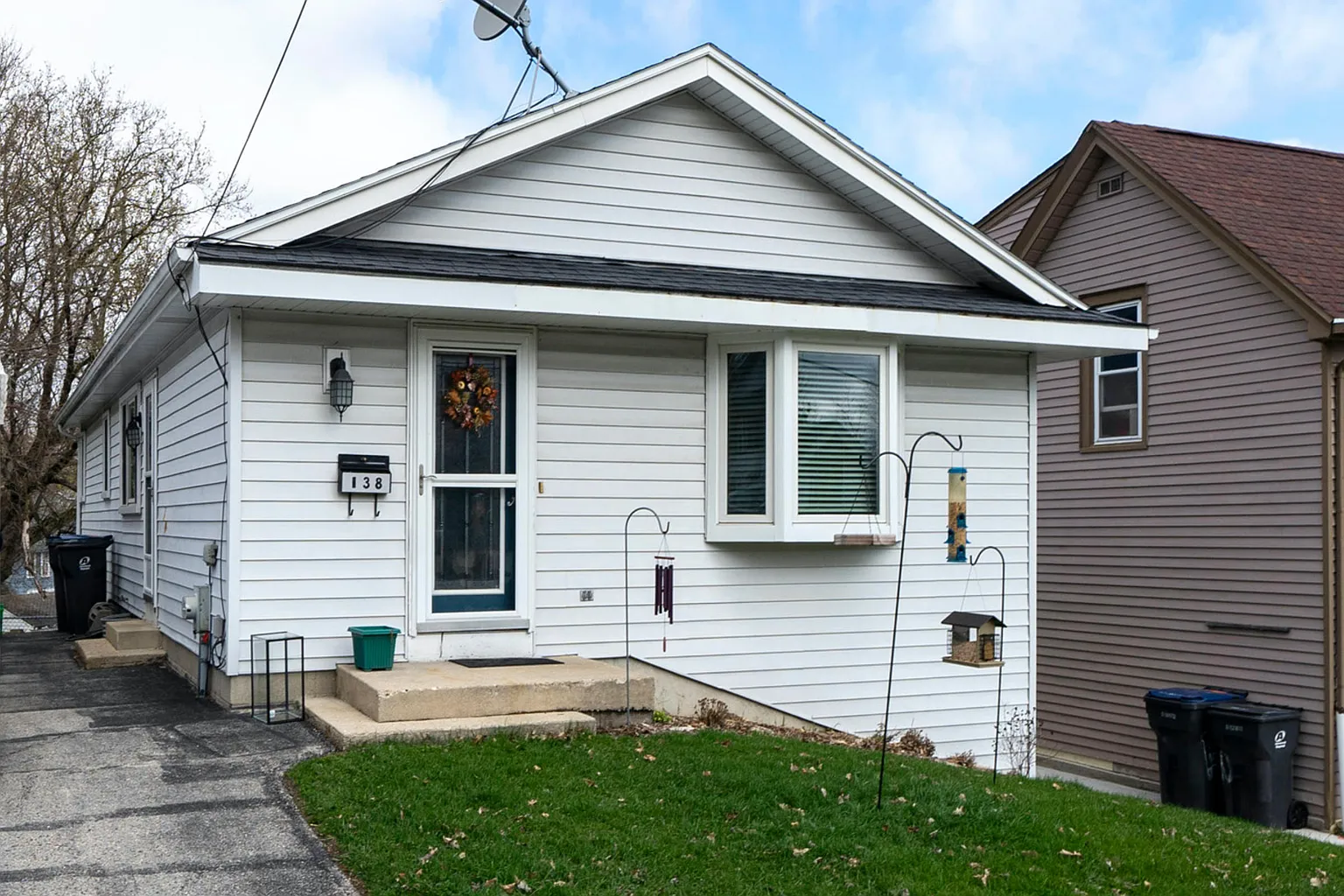 138 4th St photo 1