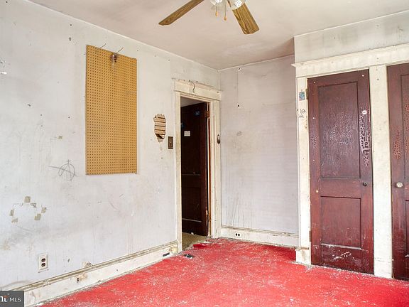 5th image of 4823 Van Kirk St