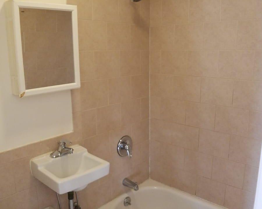 2nd image of 186 South St APT 12M