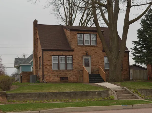 4920 Morningside Ave, Sioux City, IA 51106