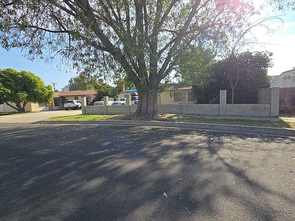 2nd image of 16840 Donmetz St