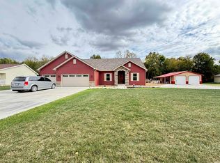 1171 S River Rd, Attica, IN 47918