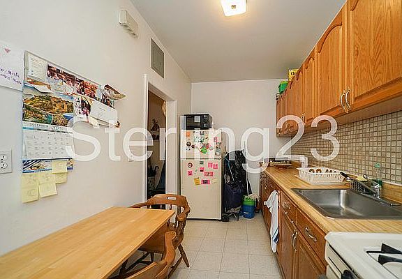 4th image of 23-39 26th St #12