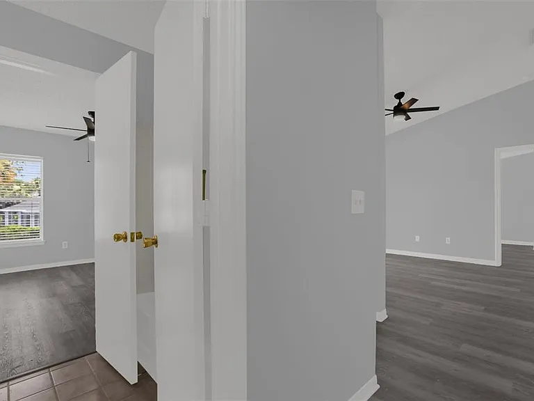 2508 Grassy Point Dr #202 — Photo 11