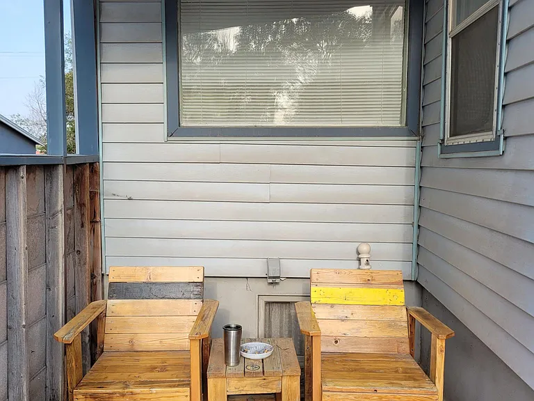323 N Iowa Ave — Photo 24