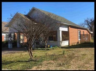 1218 W Emerson St, Paragould, AR 72450
