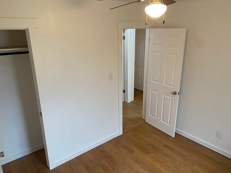 413 S Hickory Ave — Photo 18