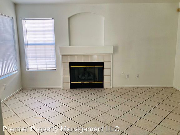 3rd image of 6482 Eagle Creek Ln