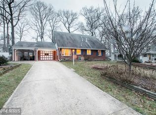 5918 Brookview Dr, Alexandria, VA 22310