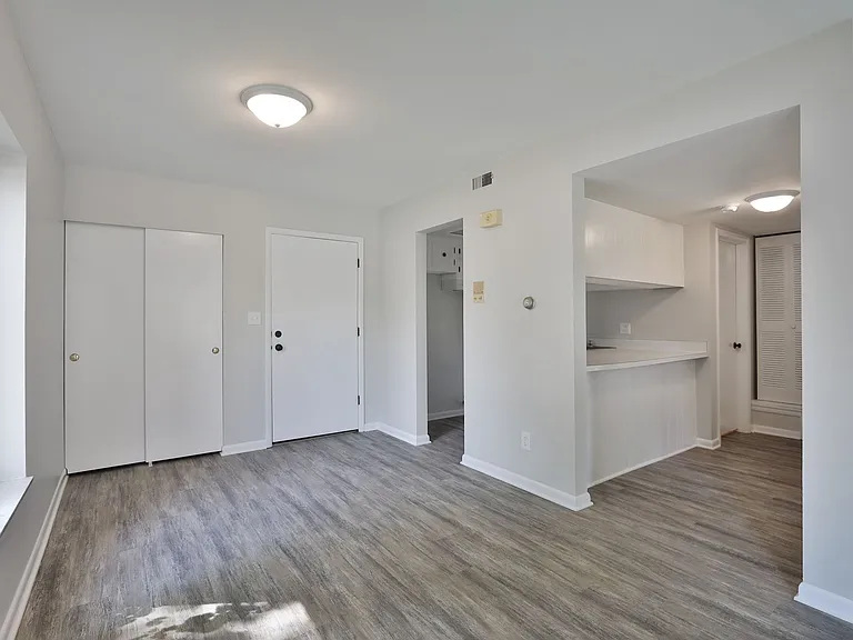 699 Wetmore Rd — Photo 12
