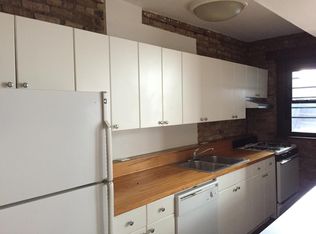 3113 N Broadway St #2, Chicago, IL 60657