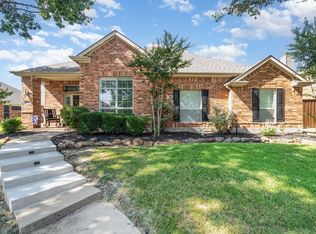2084 Barret Dr, Frisco, TX 75033