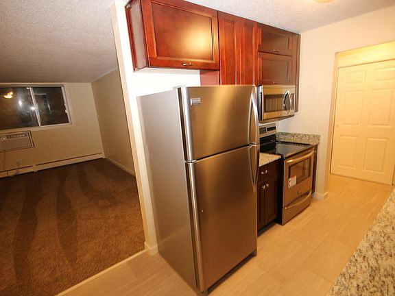 4th image of 1619 73rd Ave NE APT 202