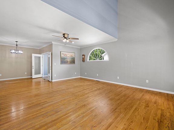 5th image of 103 Harpers Ferry Ct