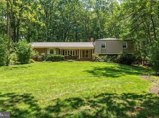 10520 Wickens Rd, Vienna, VA 22181