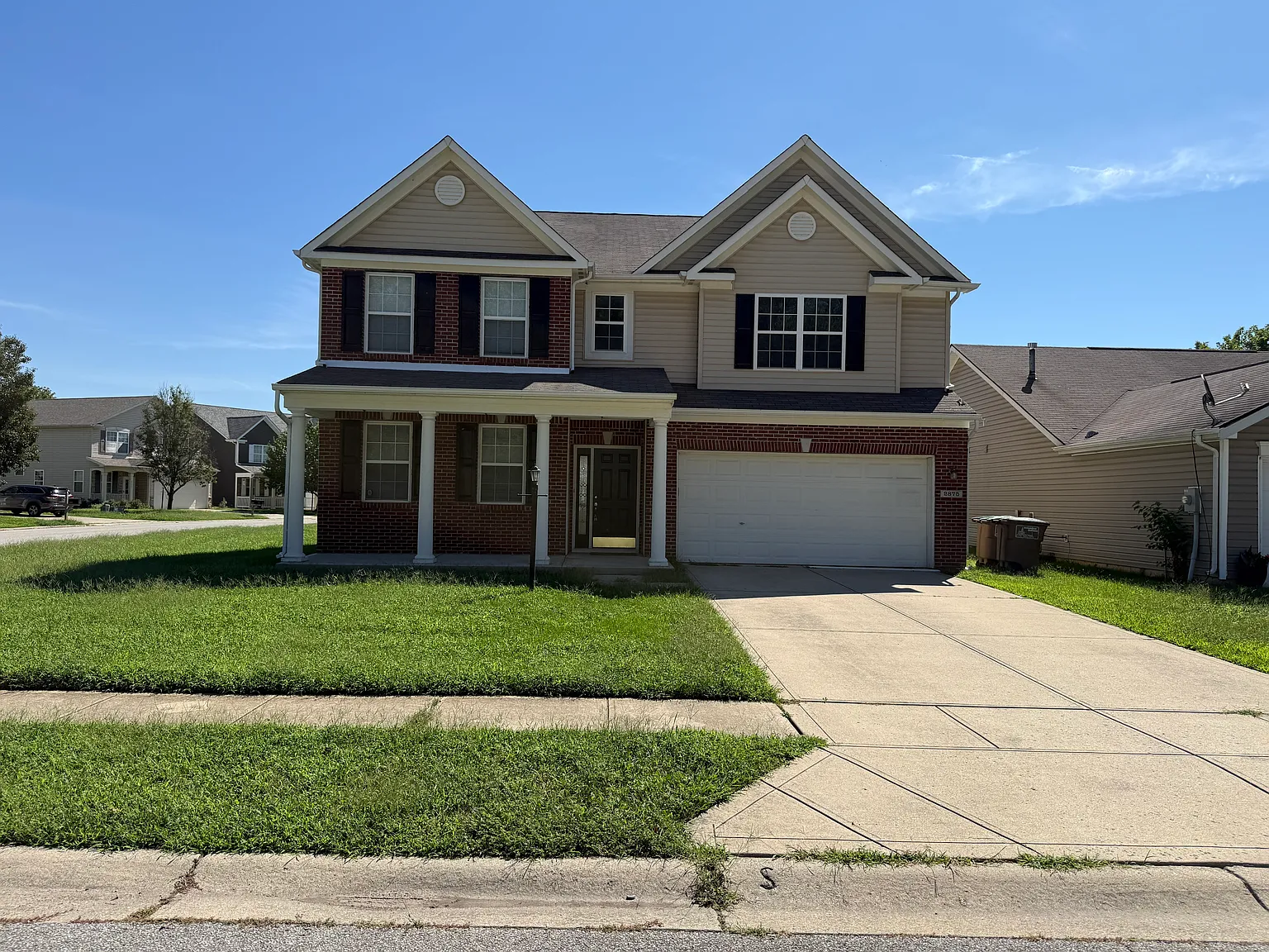 5 bed, 3030 sqft, $2,500 — Photo 1