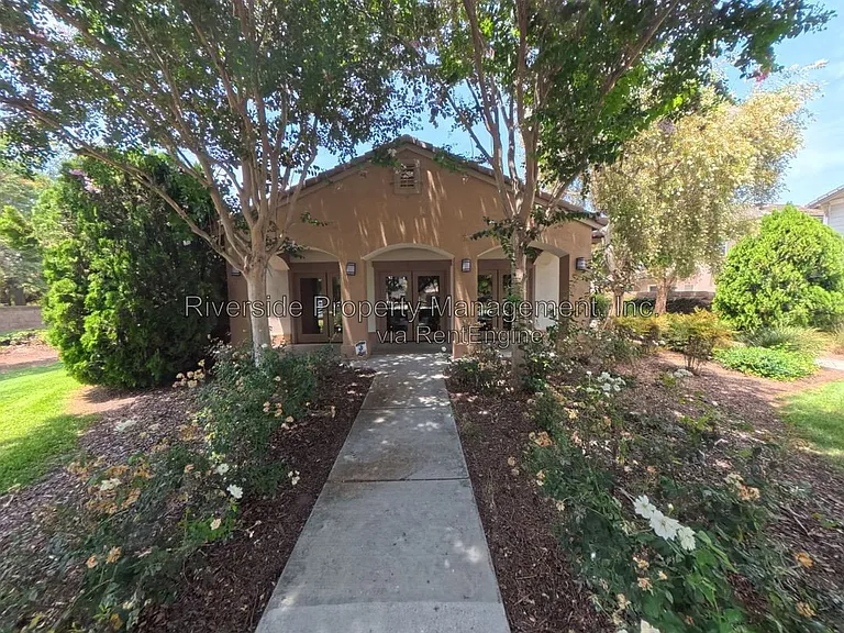 4031 Cey Ct — Photo 44