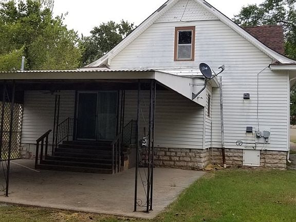 5th image of 419 N Plumb St