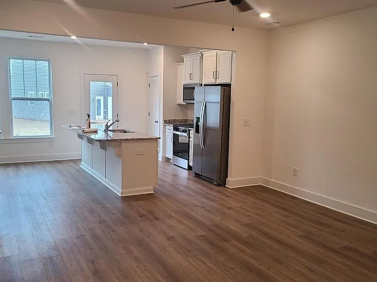 1528 Rivermeade Dr #2 — Photo 3