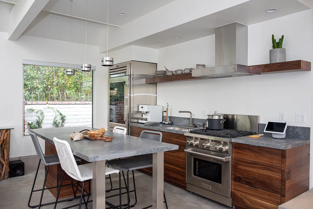 Building Photo - 261 S Hudson Ave #1/2