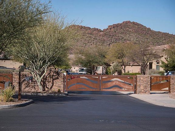 3rd image of 8673 N Ironwood Reserve Way