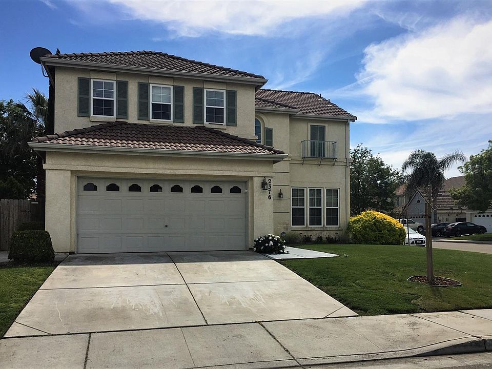 1st image of 2376 La Mesa Dr