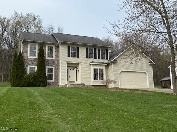 11209 Whitetail Run St NW, Bolivar, OH 44612