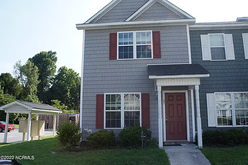 27 Doris Ave E #501 Photo 1