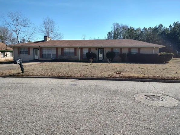 309 Arrowhead Dr, Troy, AL 36081