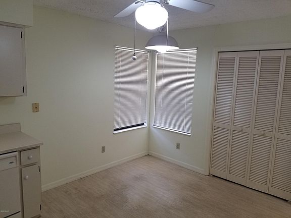 3rd image of 6234 Klondike Dr