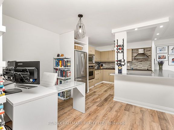 5th image of 212 Saint George St #203