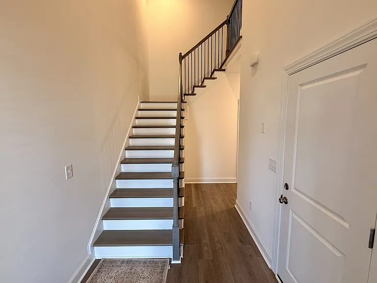 1413 Dorset Dr #A — Photo 3